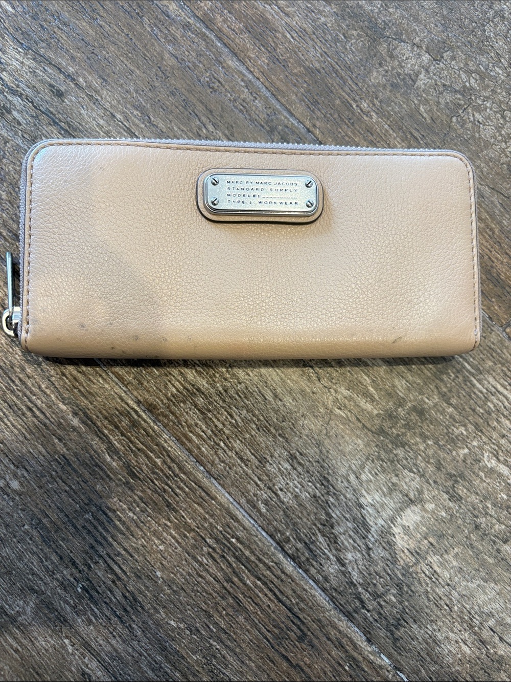 Marc by Marc Jacobs Neutral Beige Leather Zip-Around Wallet